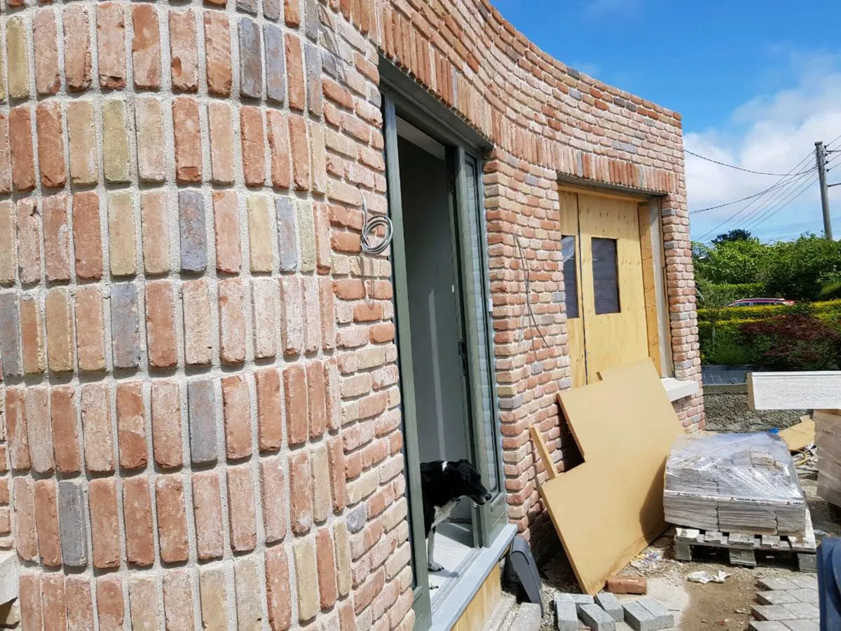 Bricklaying contractor available - Image 3