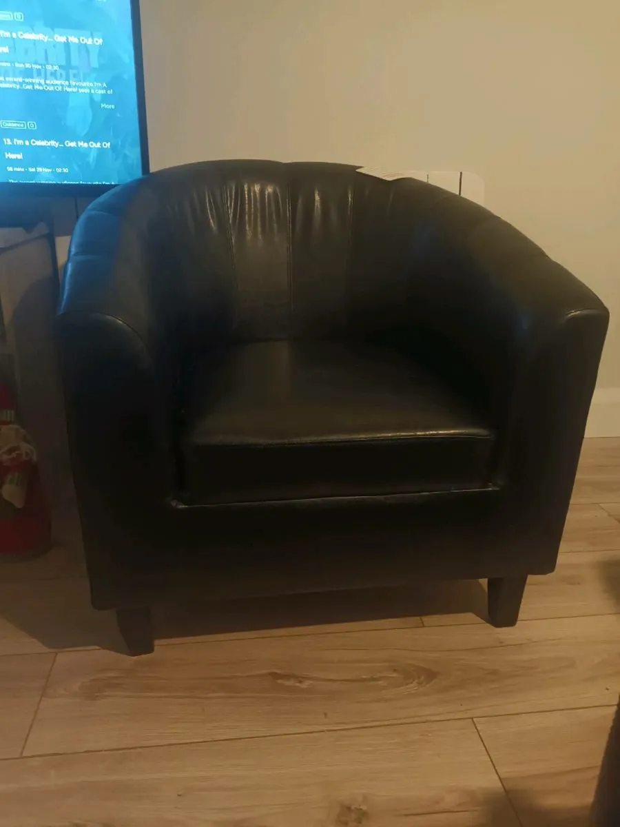 Tub chair + 2seater couch - Image 1