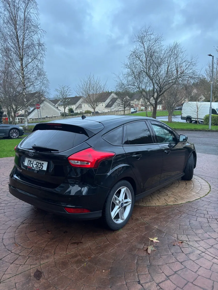 2017 Ford Focus - Image 4