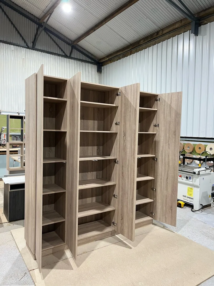 Storage units, wardrobes - Image 2