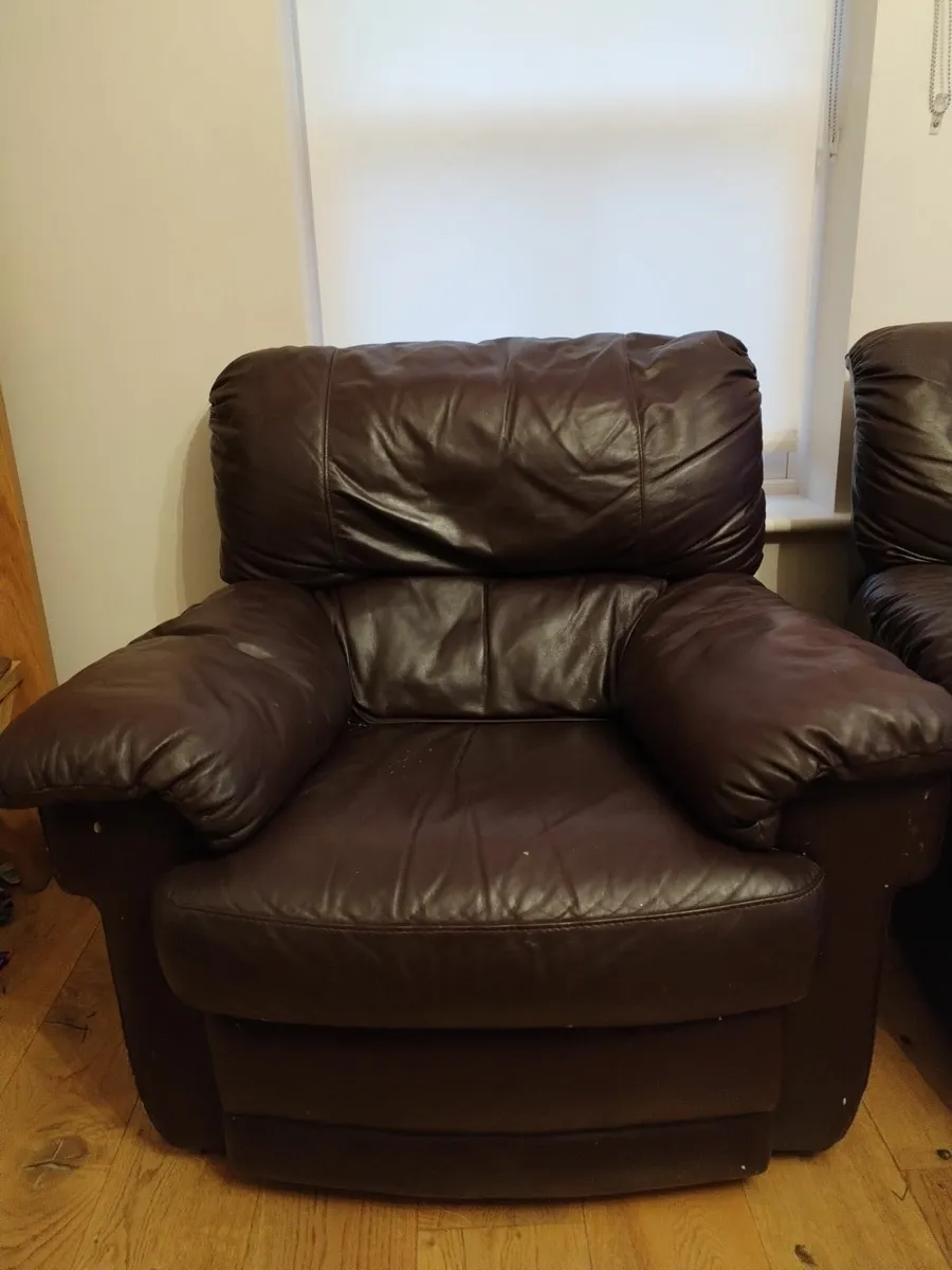 Leather sofa - Image 3