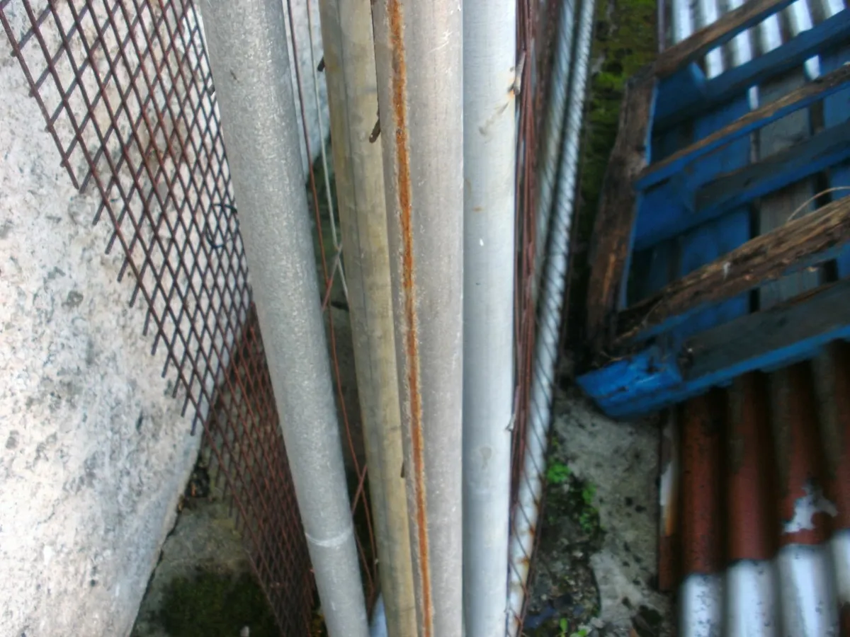 4 site fencing, security fencing,  pet run - Image 3