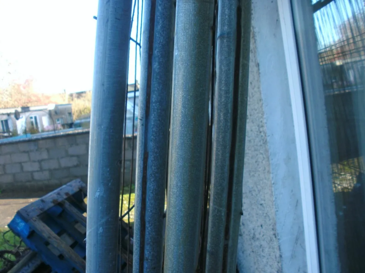 4 site fencing, security fencing,  pet run - Image 4