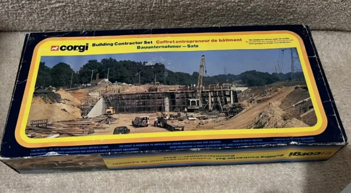 Corgi Massey Ferguson Tractor, Mazda & Cement Set - Image 4