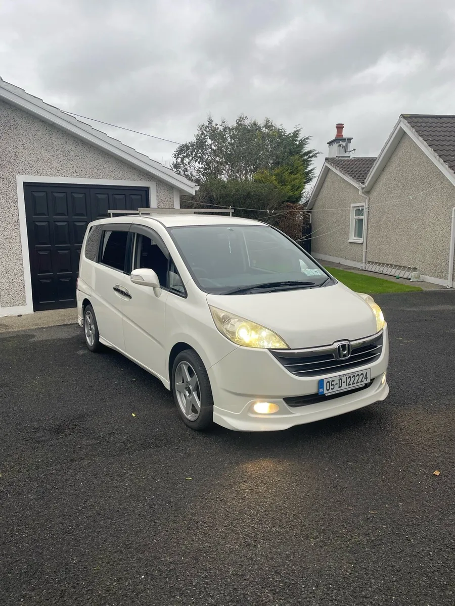 Honda Stepwagon NCT 12/26 - Image 1