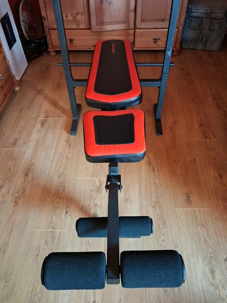 Bench press and weights - Image 2