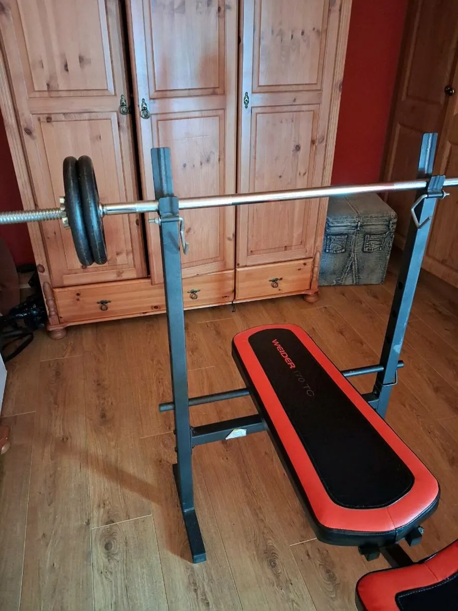 Bench press and weights - Image 3