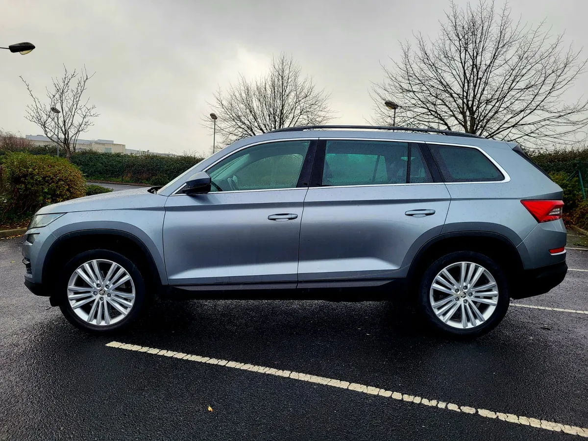 2017 SKODA KODIAQ 2.0 TDI AUTO 7 SEATER LOW MILES - Image 3