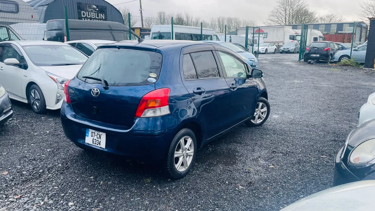 Toyota Vitz 2007 Automatic Low Mileage - Image 4