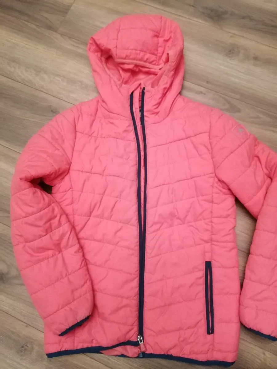 Asics Runners (Size 4) & Jacket (9-10) - Image 2