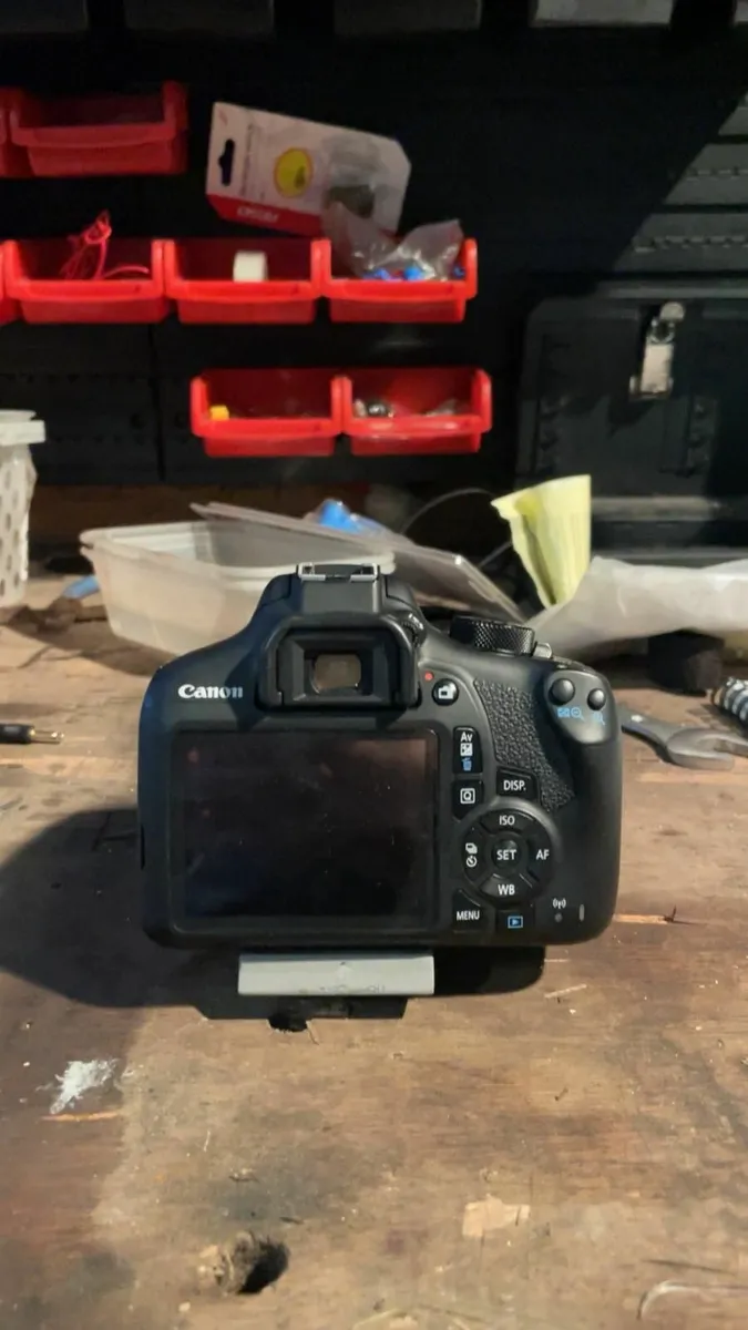 Canon 600 1300 camera - Image 2