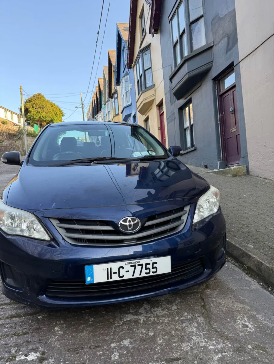 Toyota Corolla 2011 1.4 diesel manual - Image 4