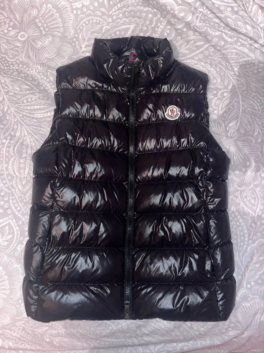 Moncler gilet women’s - Image 1