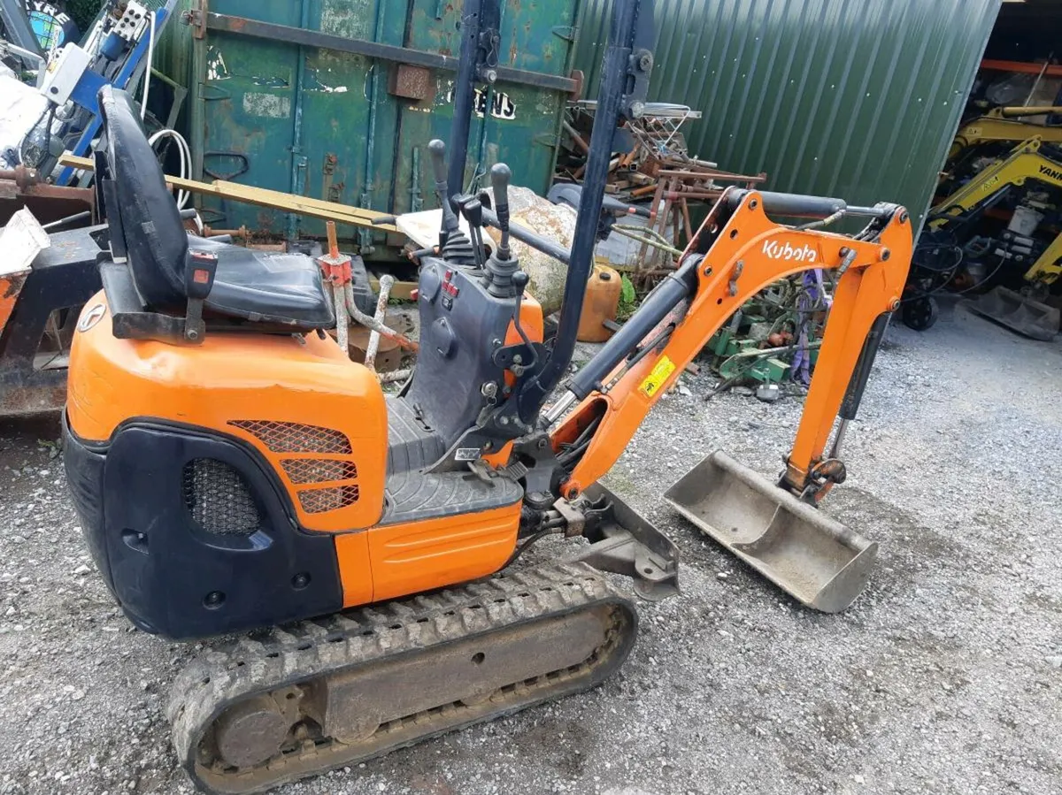 Mini digger very good condition - Image 3