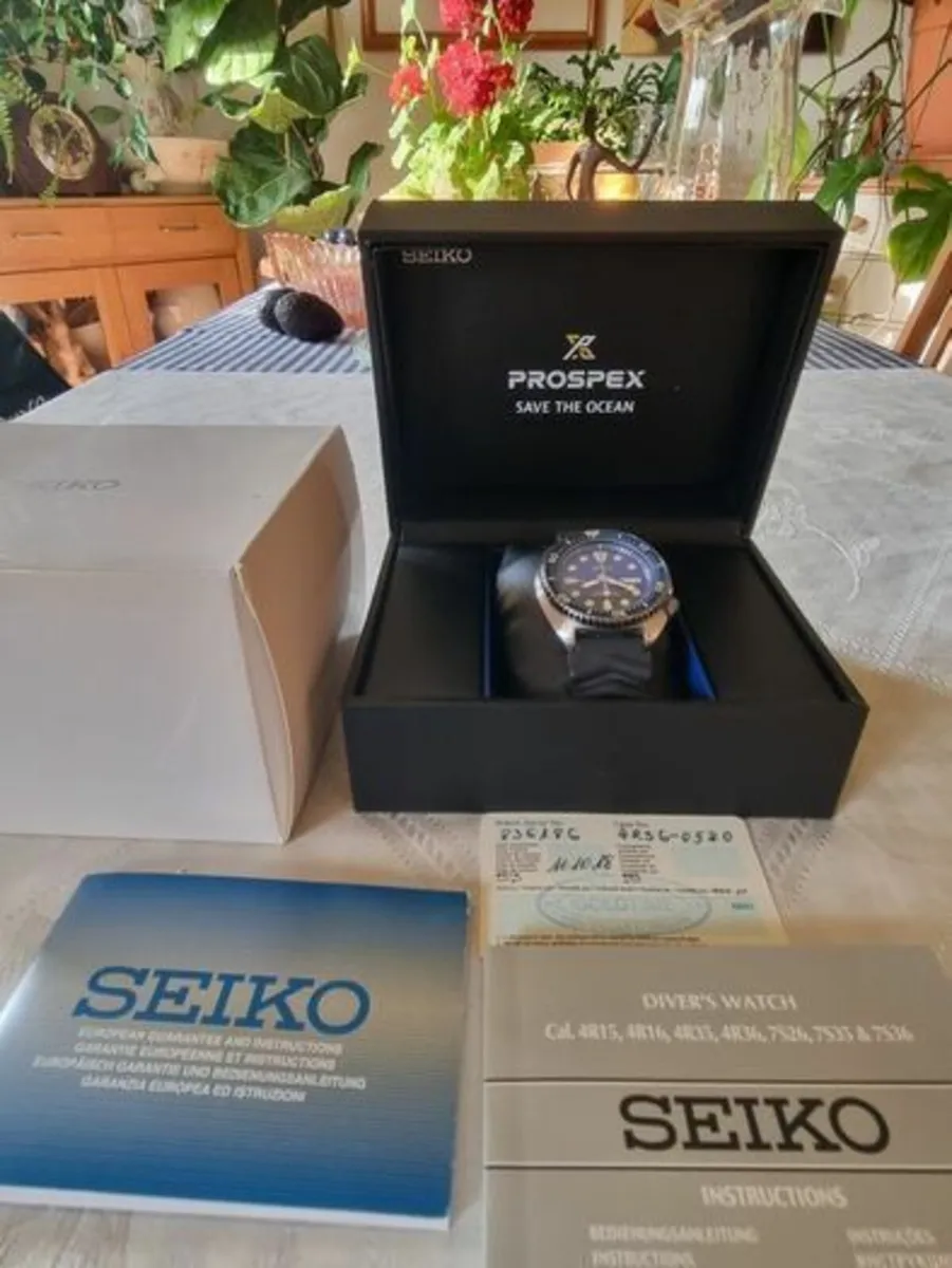 Seiko Prospex Save The Ocean Turtle Scuba Diver - Image 2