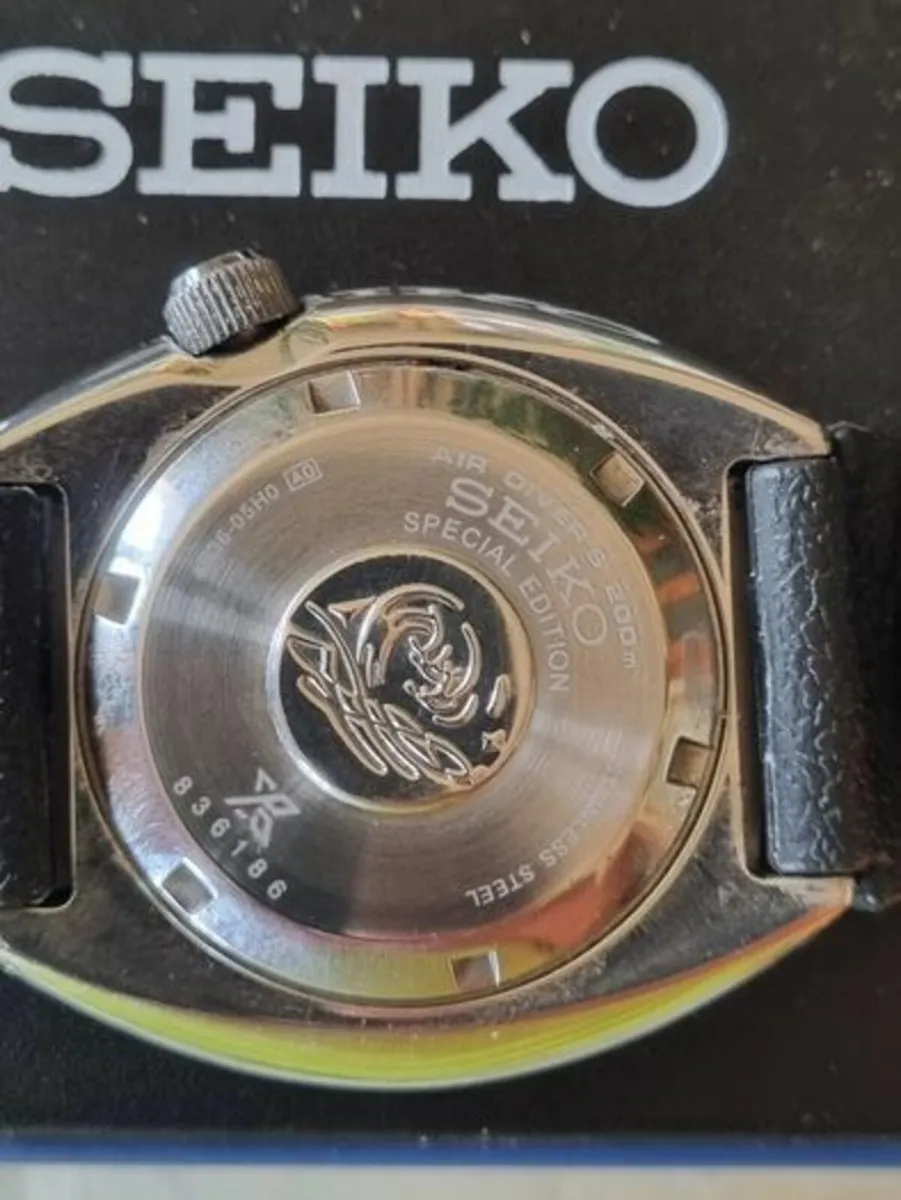 Seiko Prospex Save The Ocean Turtle Scuba Diver - Image 3