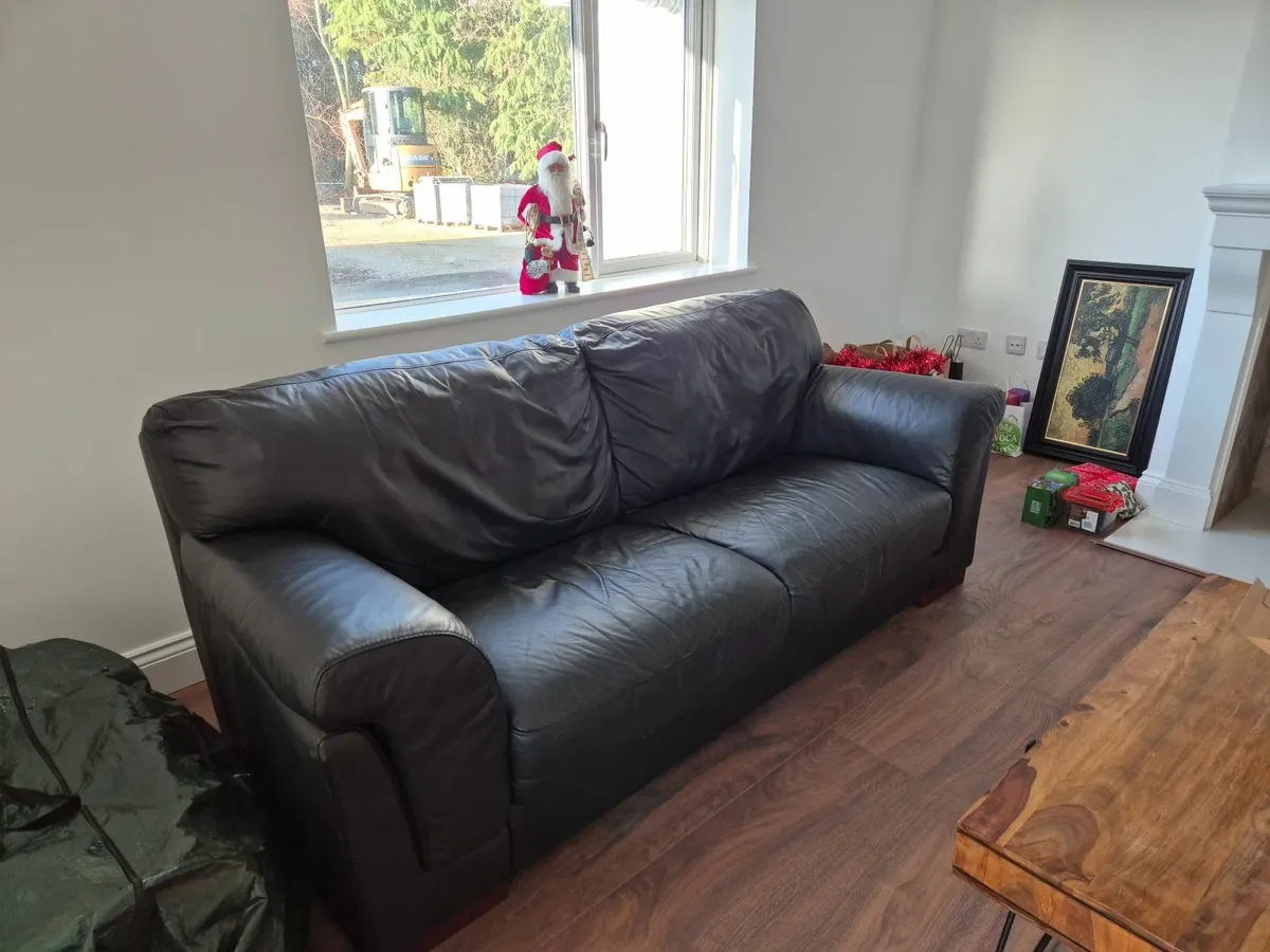 Leather Couch and matching chair - Image 2