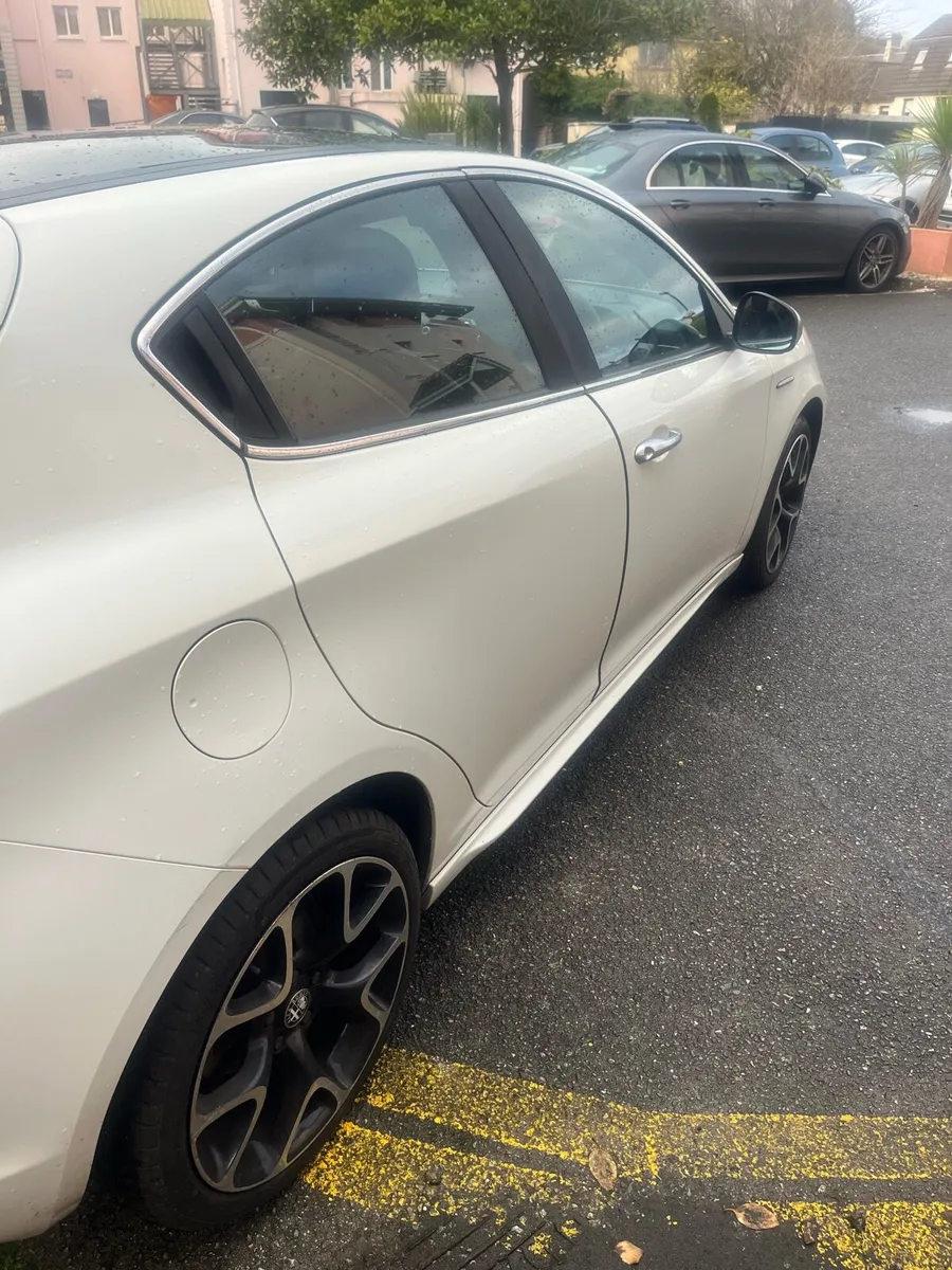 Alfa Romeo giulietta - Image 2