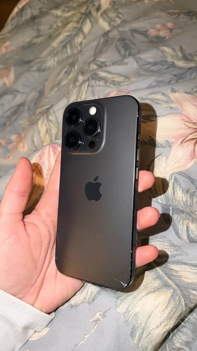 iPhone 15 Pro - Image 1