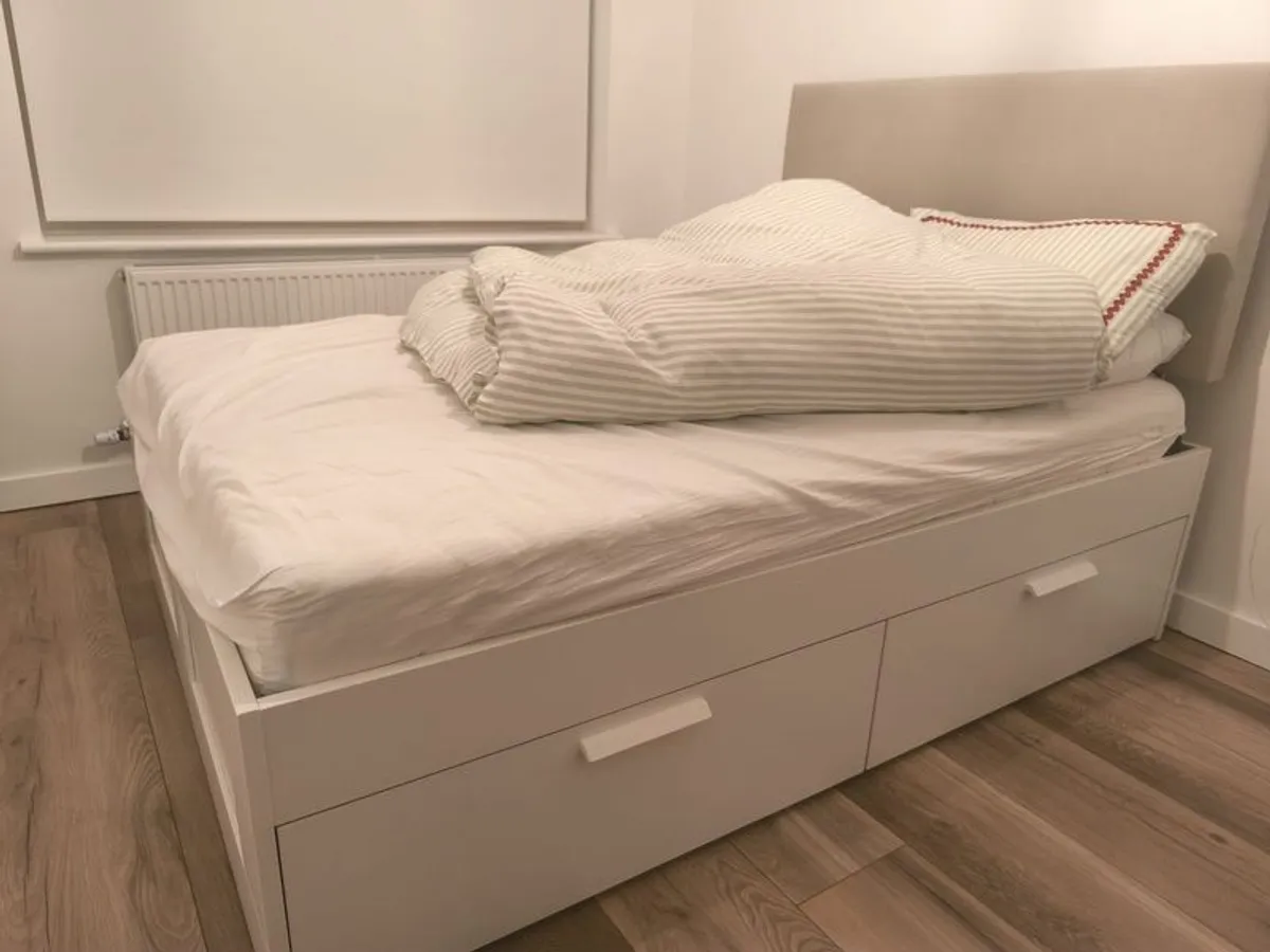 Standard double bed base and headboard - Image 2