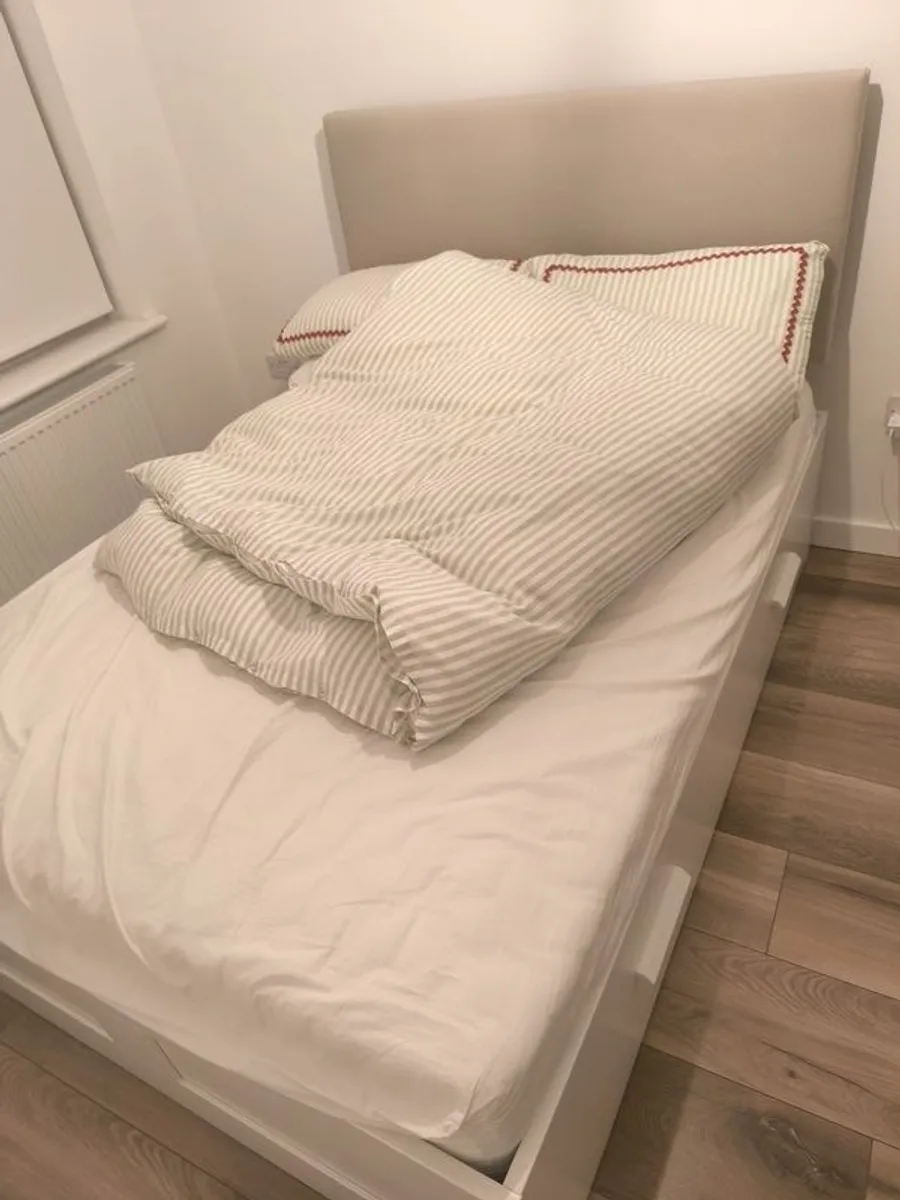 Standard double bed base and headboard - Image 3