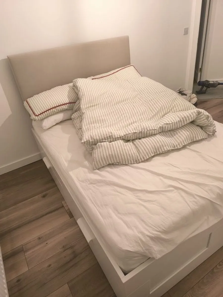 Standard double bed base and headboard - Image 4