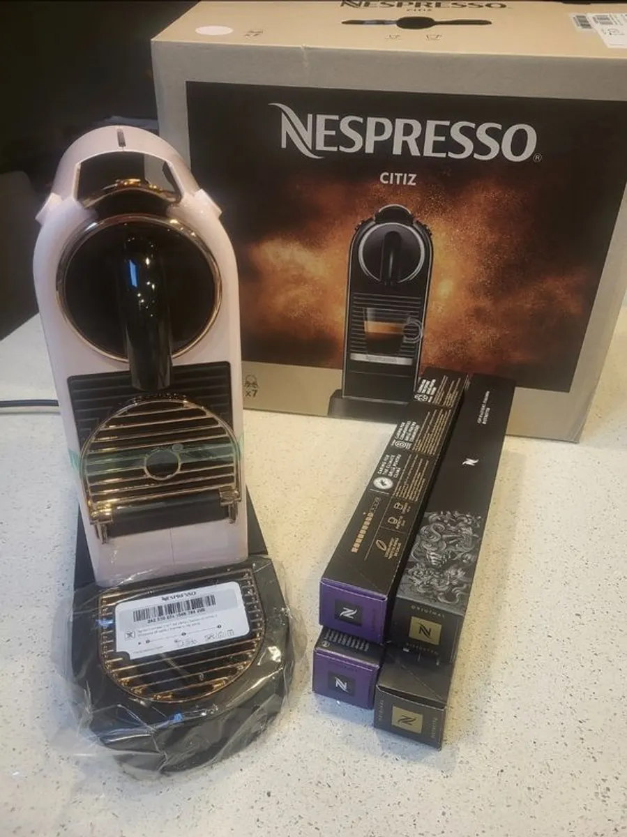 Original CitiZ Rose Pink Coffee Machine - Image 1