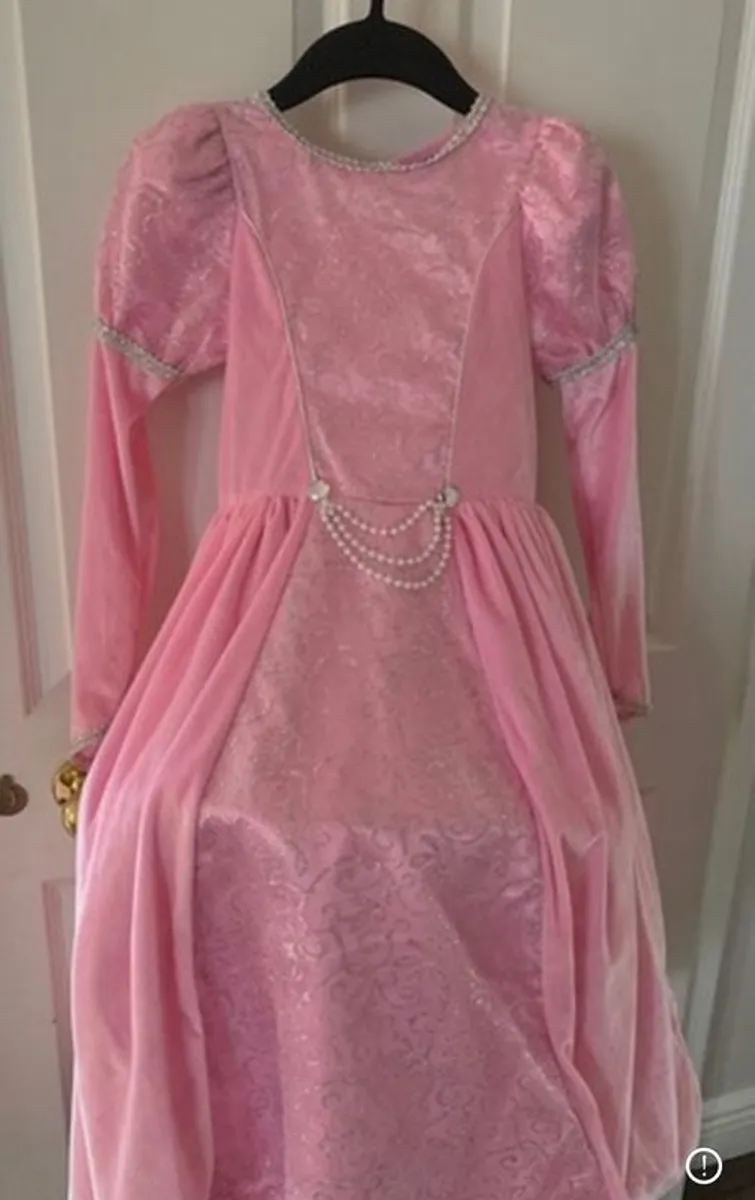 Girls Clothes Bundles - 2 for 40 Euro - Image 4