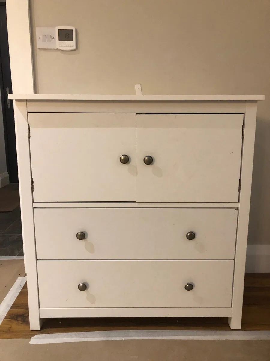 Chest drawers with changing unit - Image 1