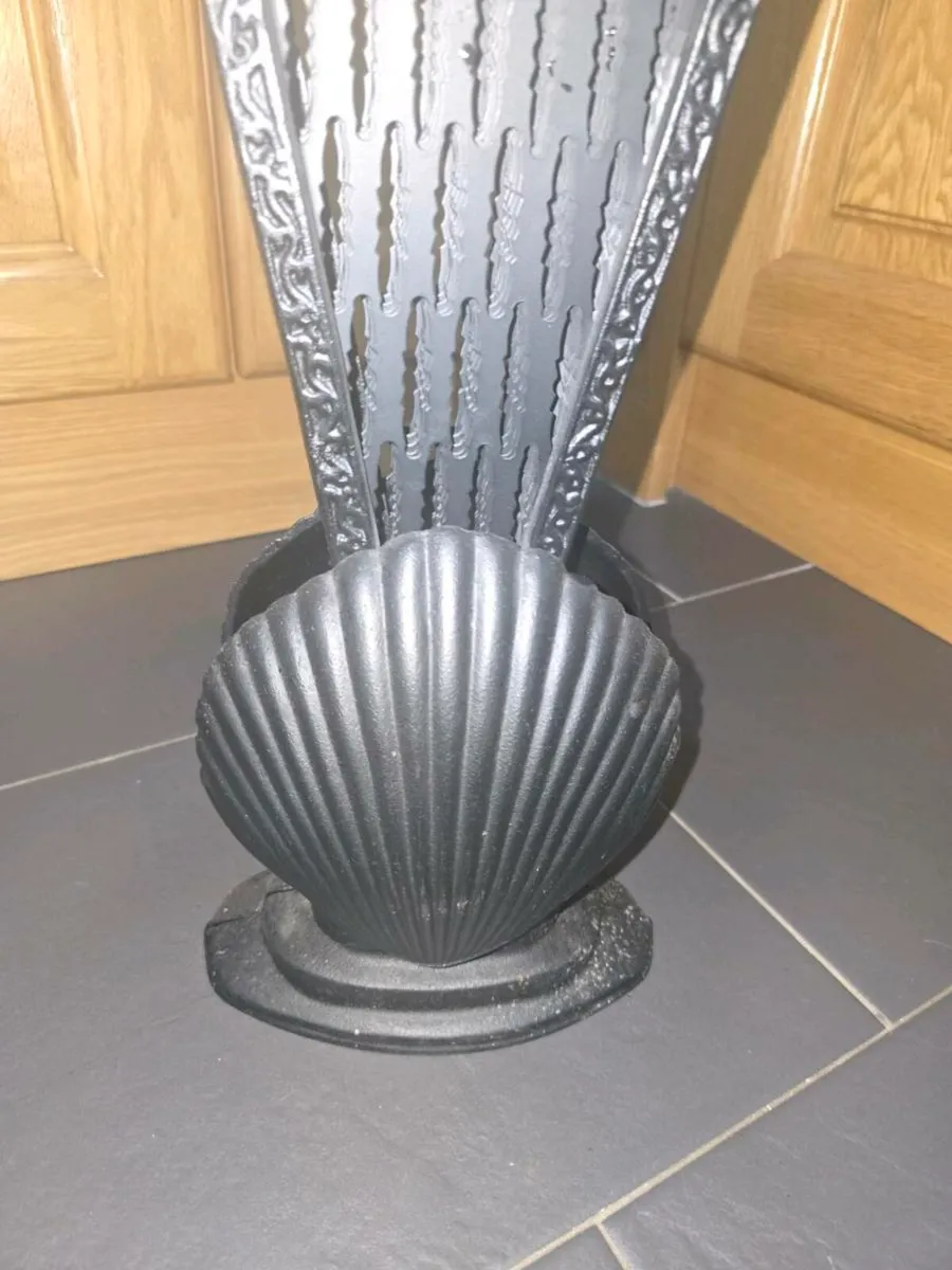 VintageCast iron folding peacock - fan fire screen - Image 3