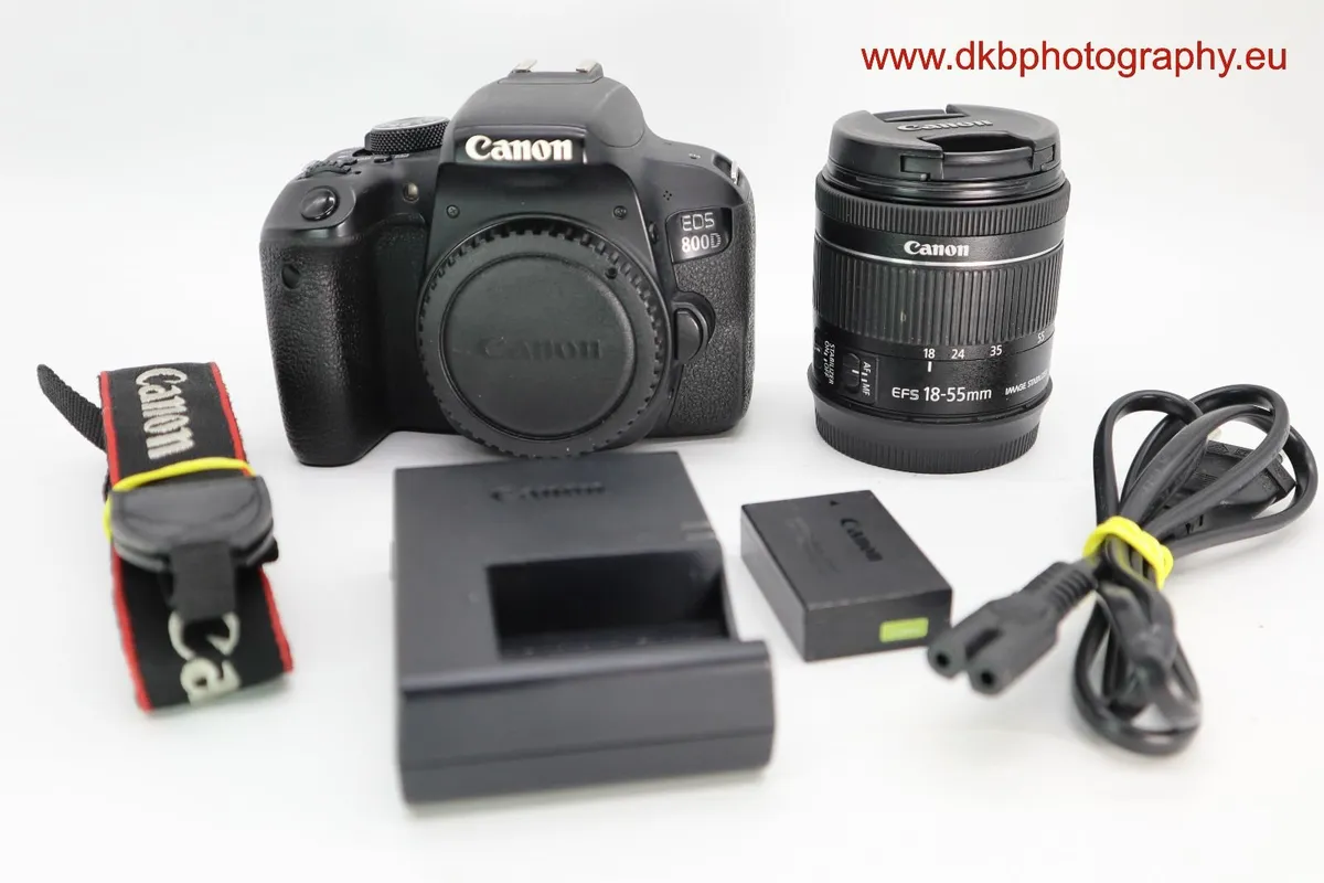CANON 800D CAMERA & CANON EFs 18-55mm IS STM LENS - Image 1