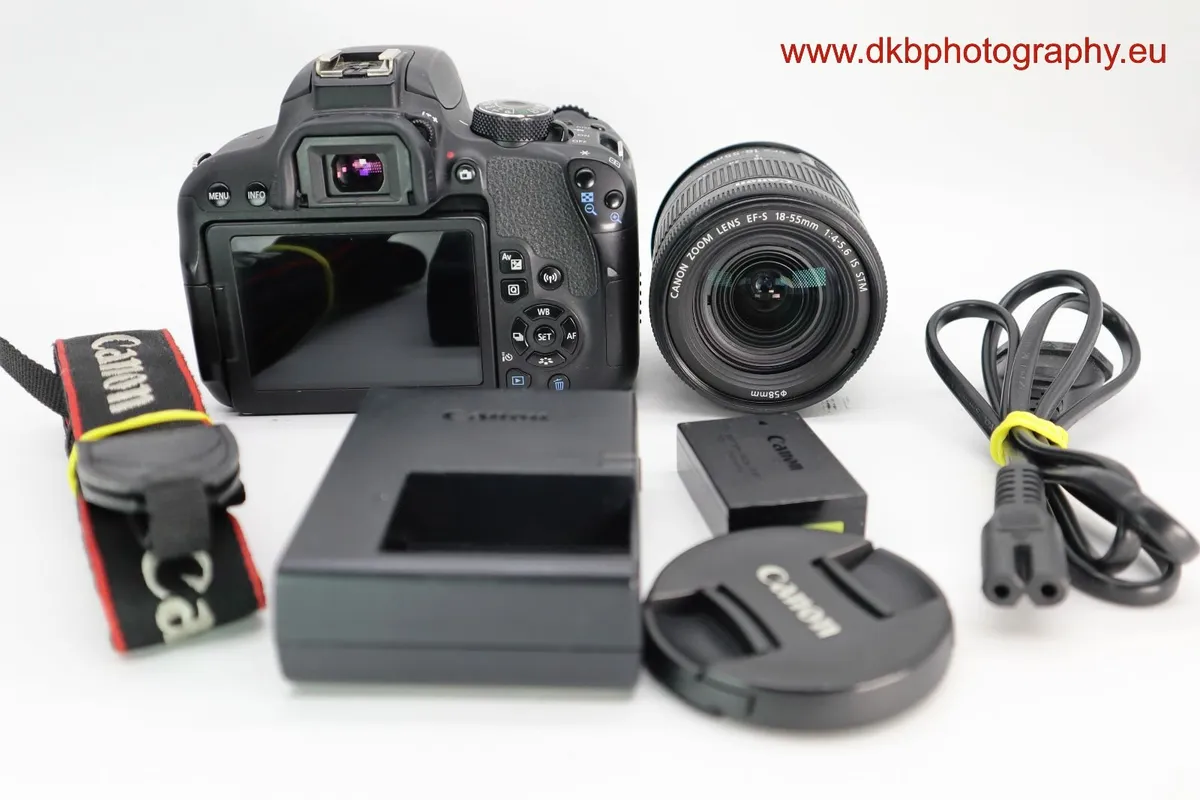 CANON 800D CAMERA & CANON EFs 18-55mm IS STM LENS - Image 2