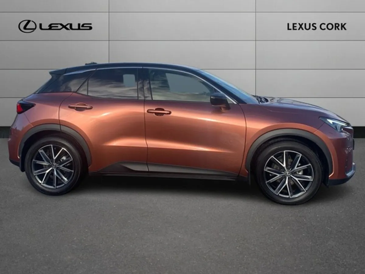 Lexus LBX 1.5 - Image 4