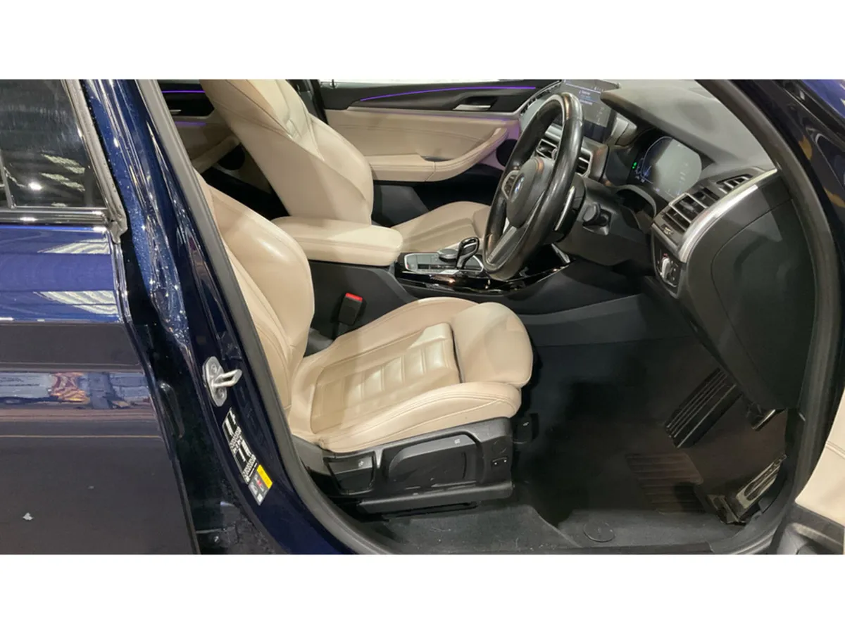 BMW X3 30E M SPORT (PRO PACK / OYSTER LEATHER) X-D - Image 3