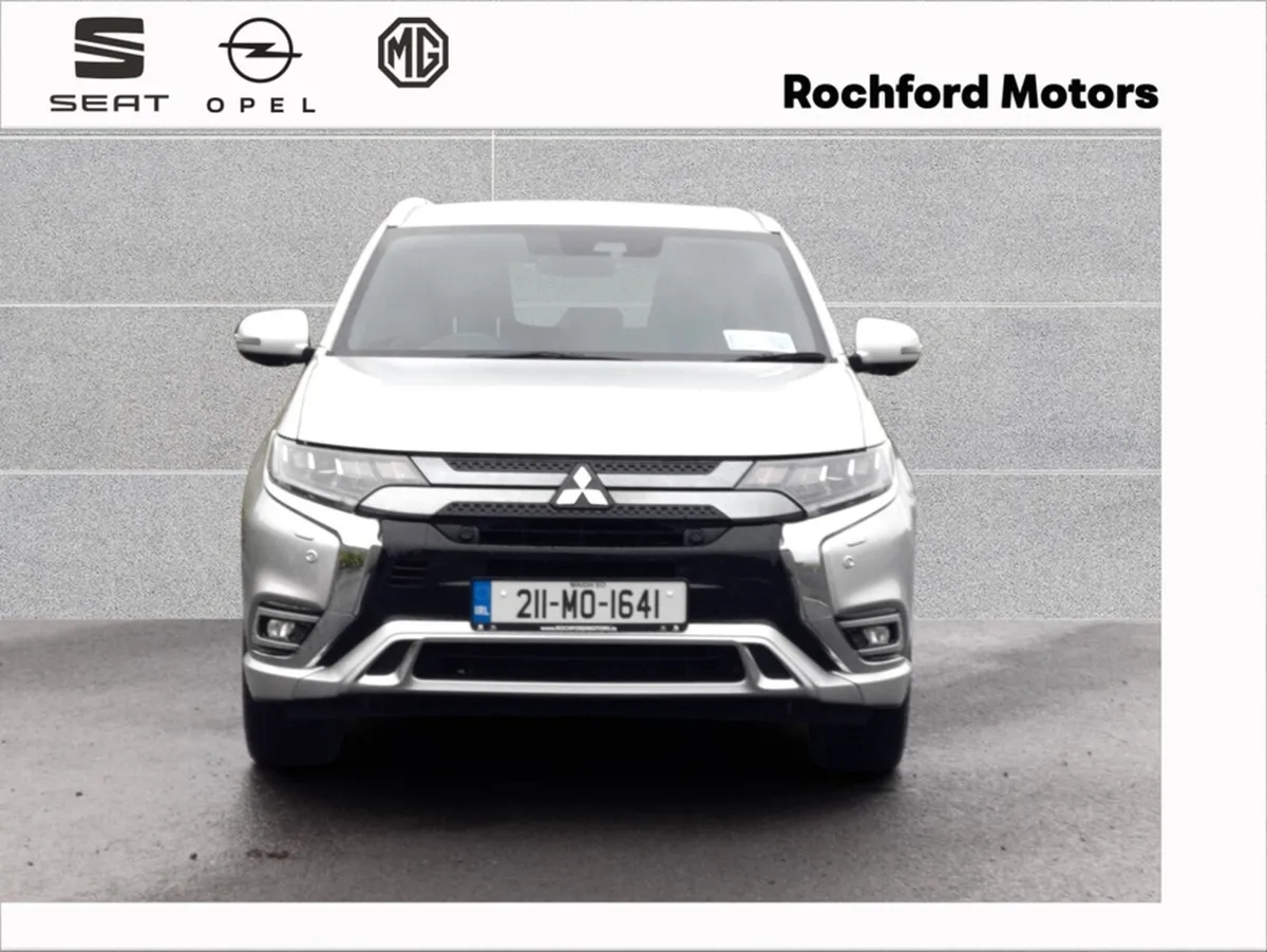 Mitsubishi Outlander PHEV INSTYLE 4DR AUTO - Image 2