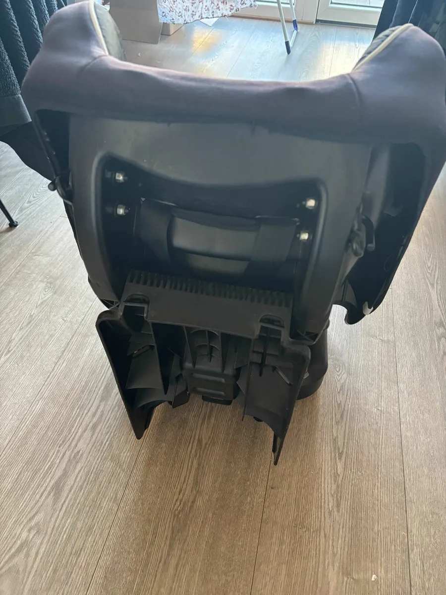 Child/Kids Car seat - Image 3