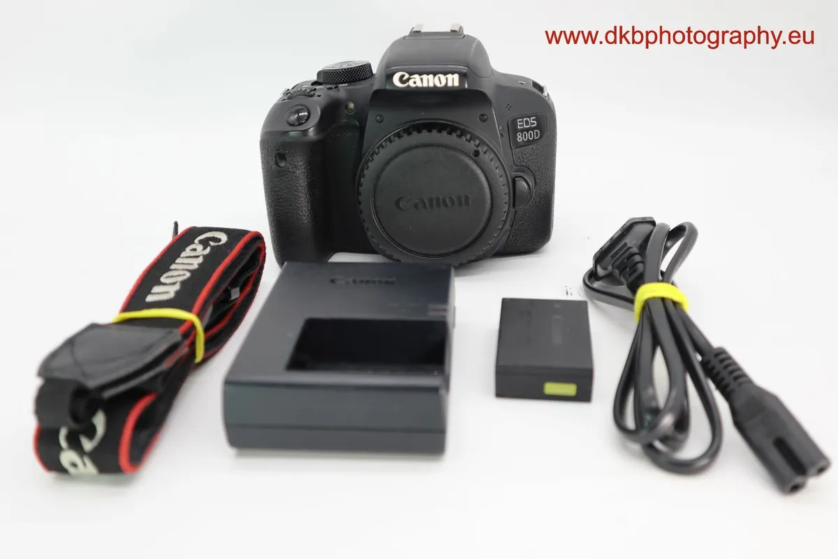 CANON EOS 800D DSLR CAMERA  #0477 - Image 1