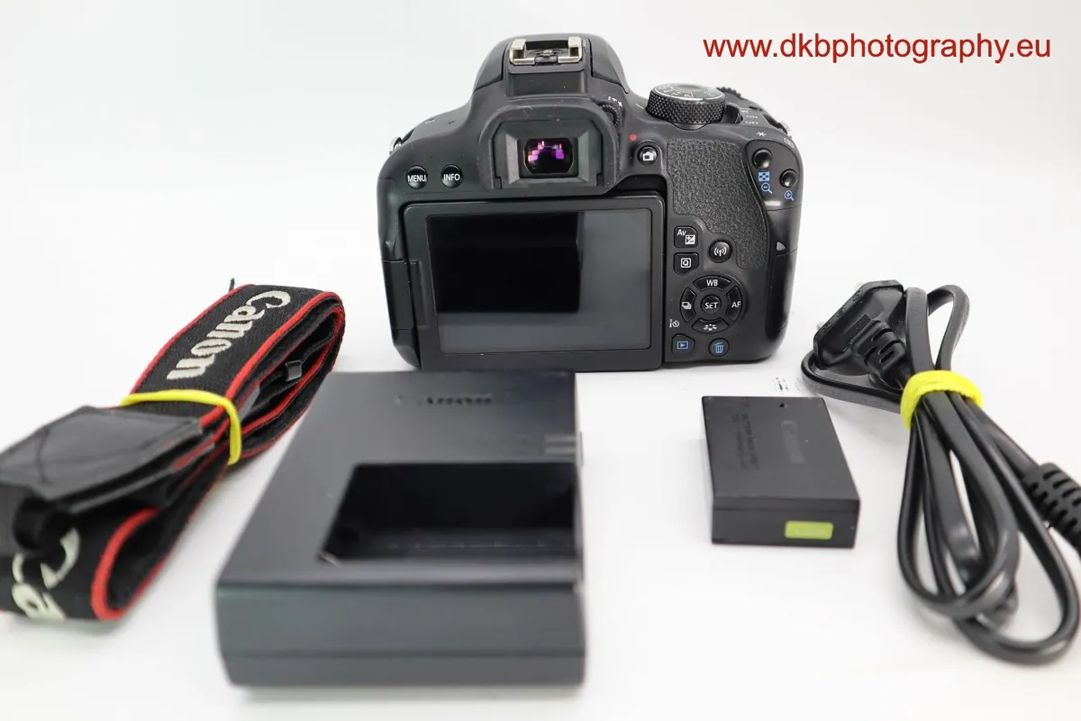 CANON EOS 800D DSLR CAMERA  #0477 - Image 2