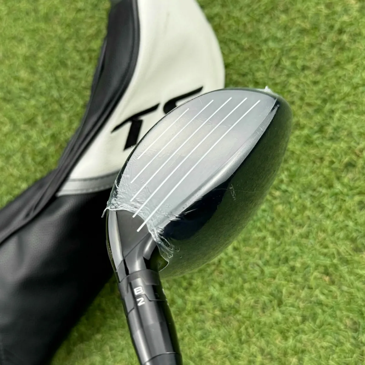 New Titleist TSR2 #3 Wood 15° / Stiff - Image 3
