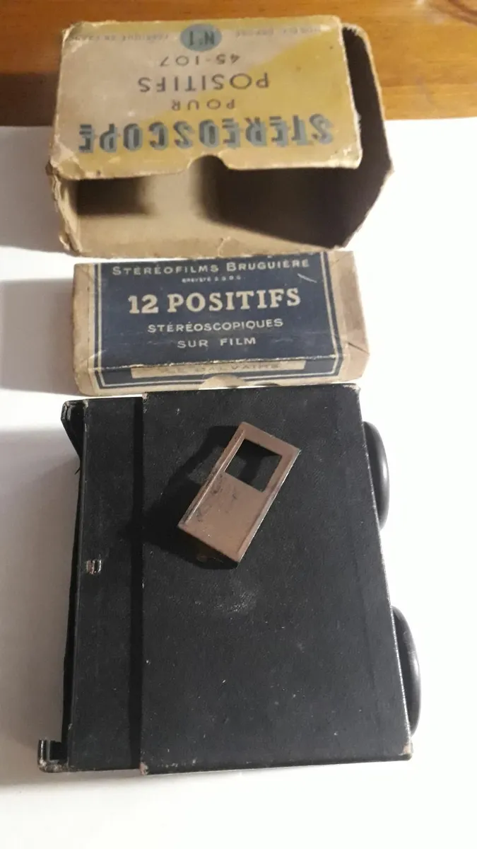 Vintage Stereoscope - Image 4