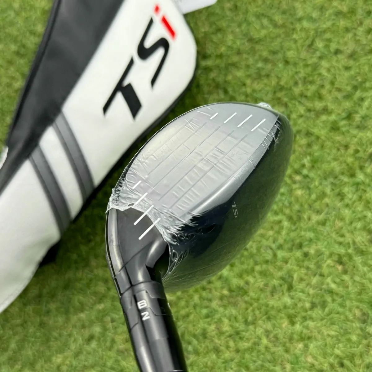 New Titleist TSi2 #5 Wood 18° / Regular - Image 3