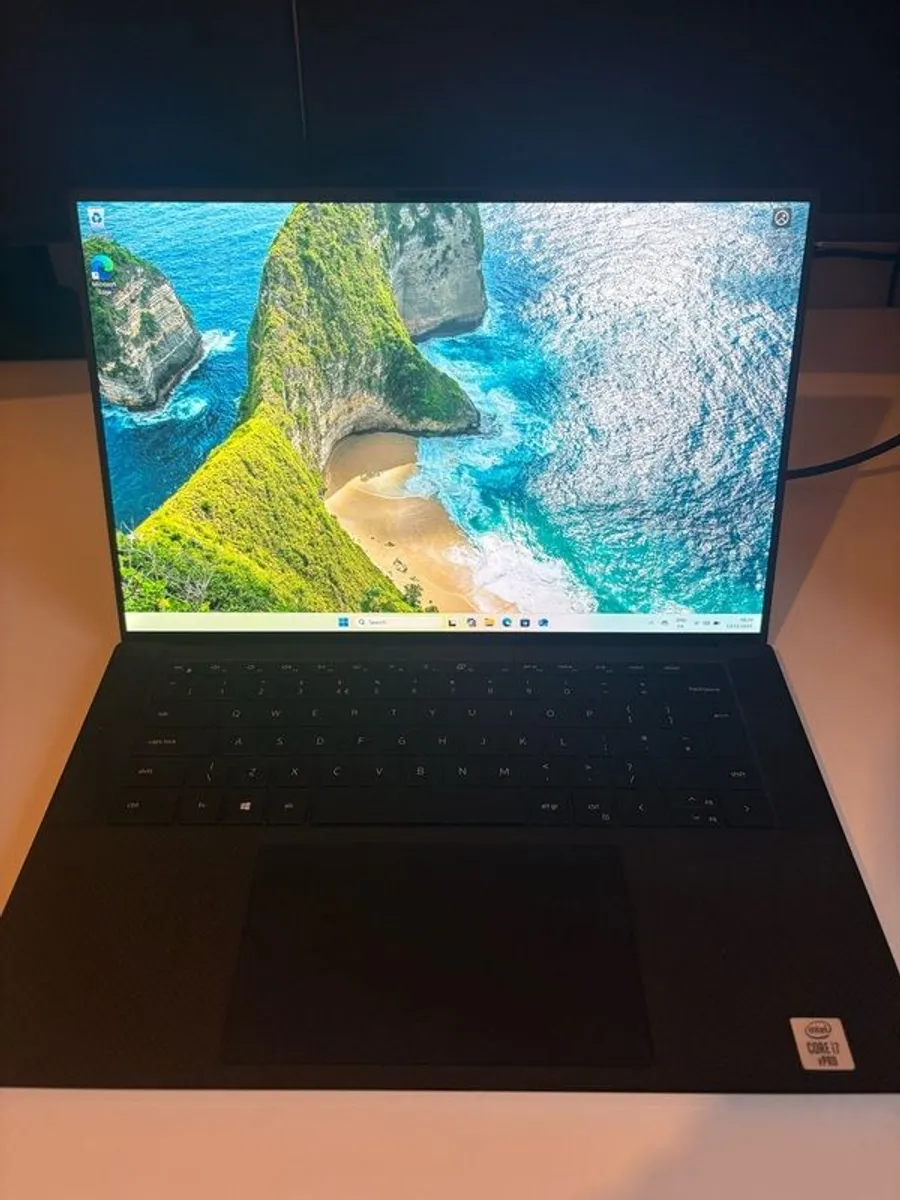 Dell Precision 5550 - Image 1