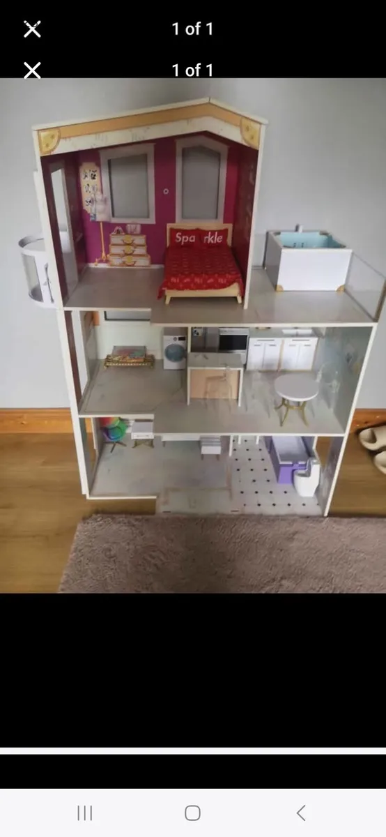 Doll house