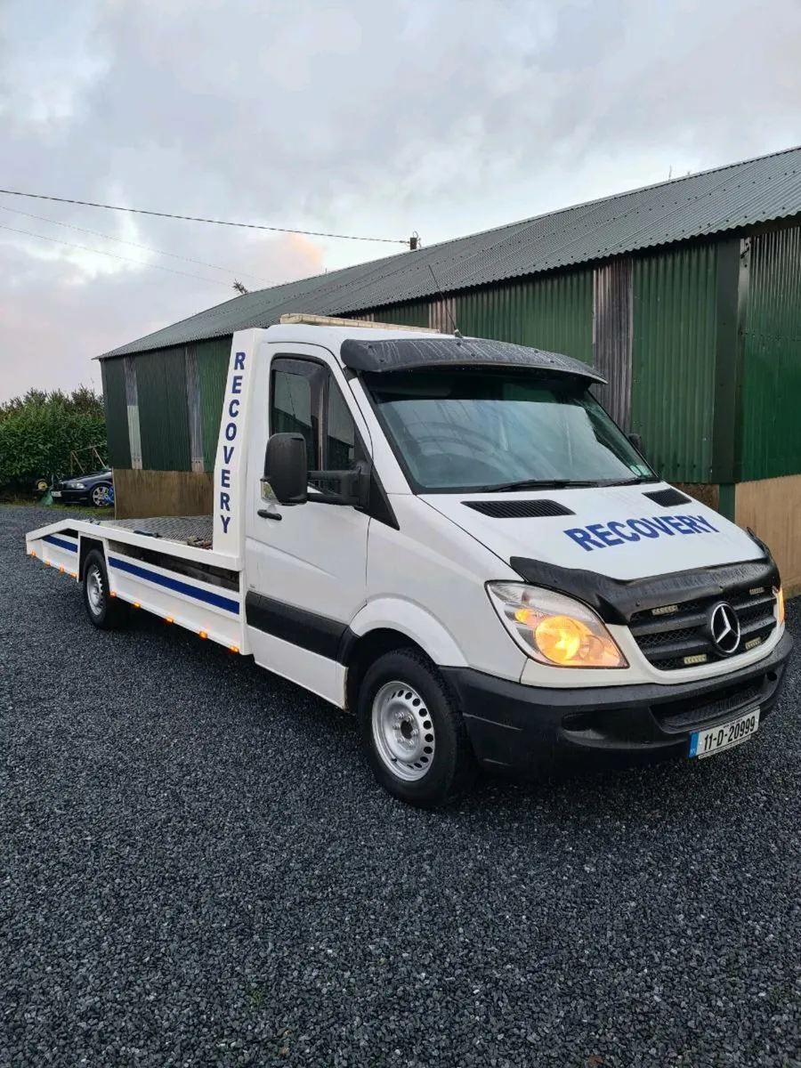 Mercedes Sprinter Recovery Truck €13750 - Image 2