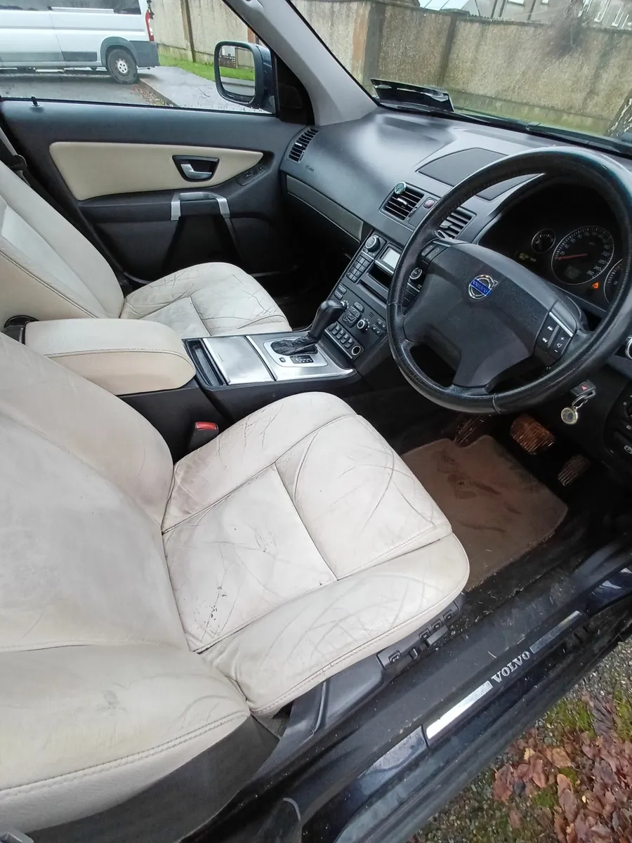 Volvo XC90 2008 - Image 4