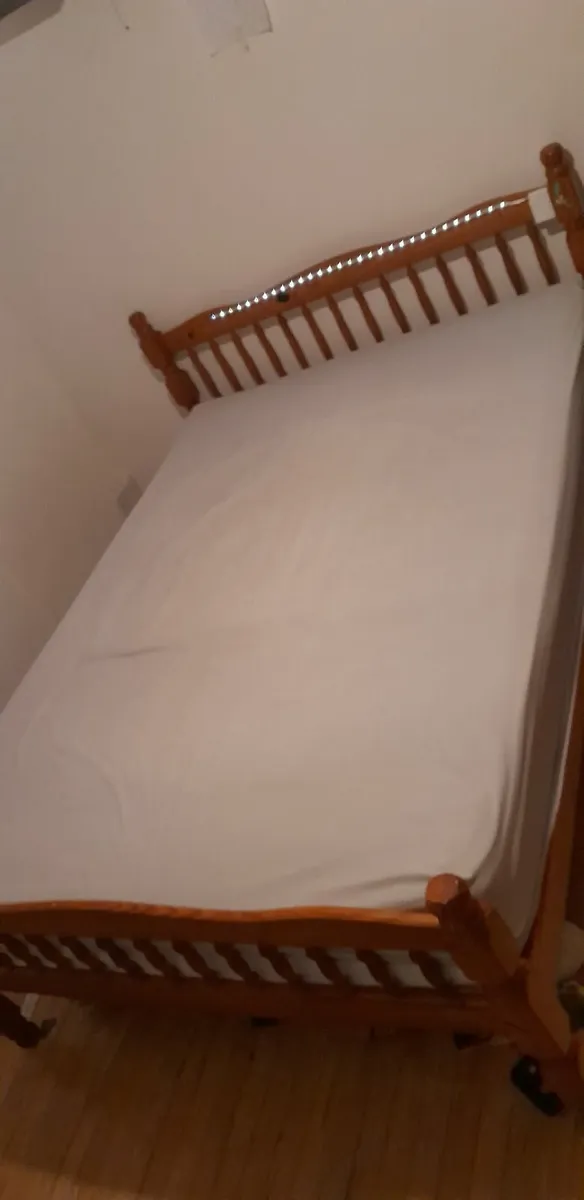 Pine Double bed - Image 2