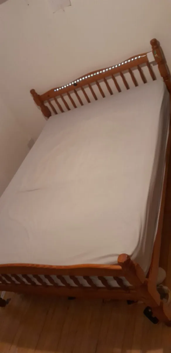 Pine Double bed - Image 3