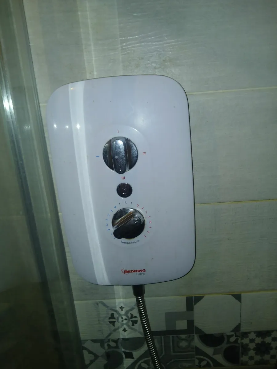 Shower - Image 2