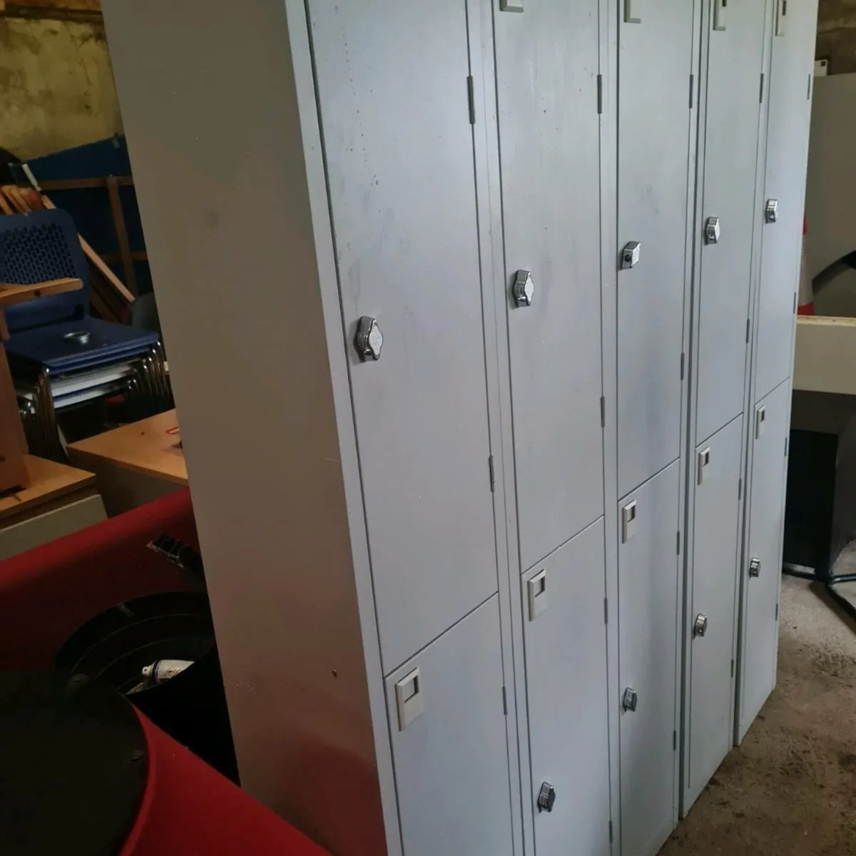 Metal double door lockers - Image 1
