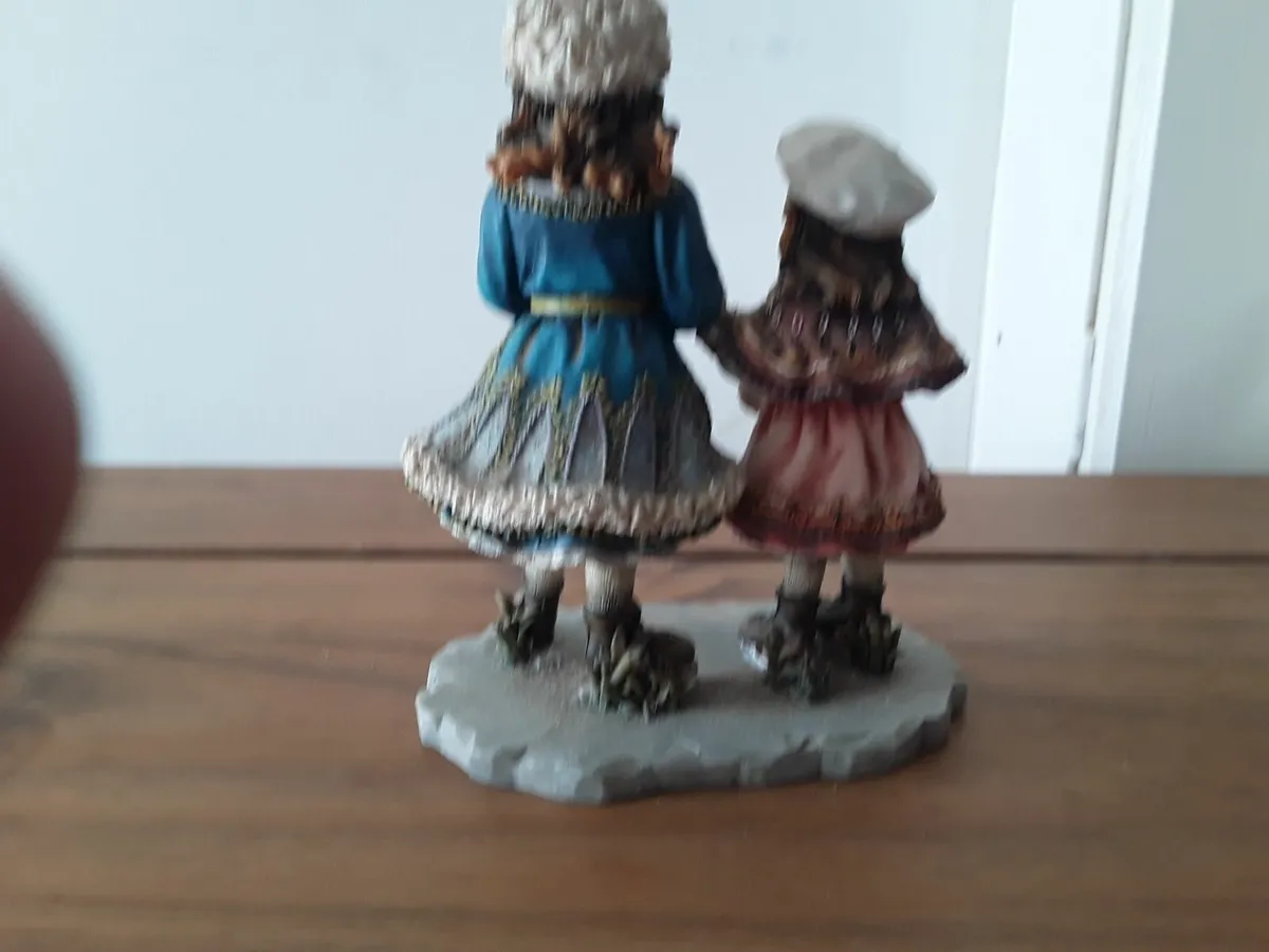 Beautiful figurine as new from the Leonardo Collec - Image 2